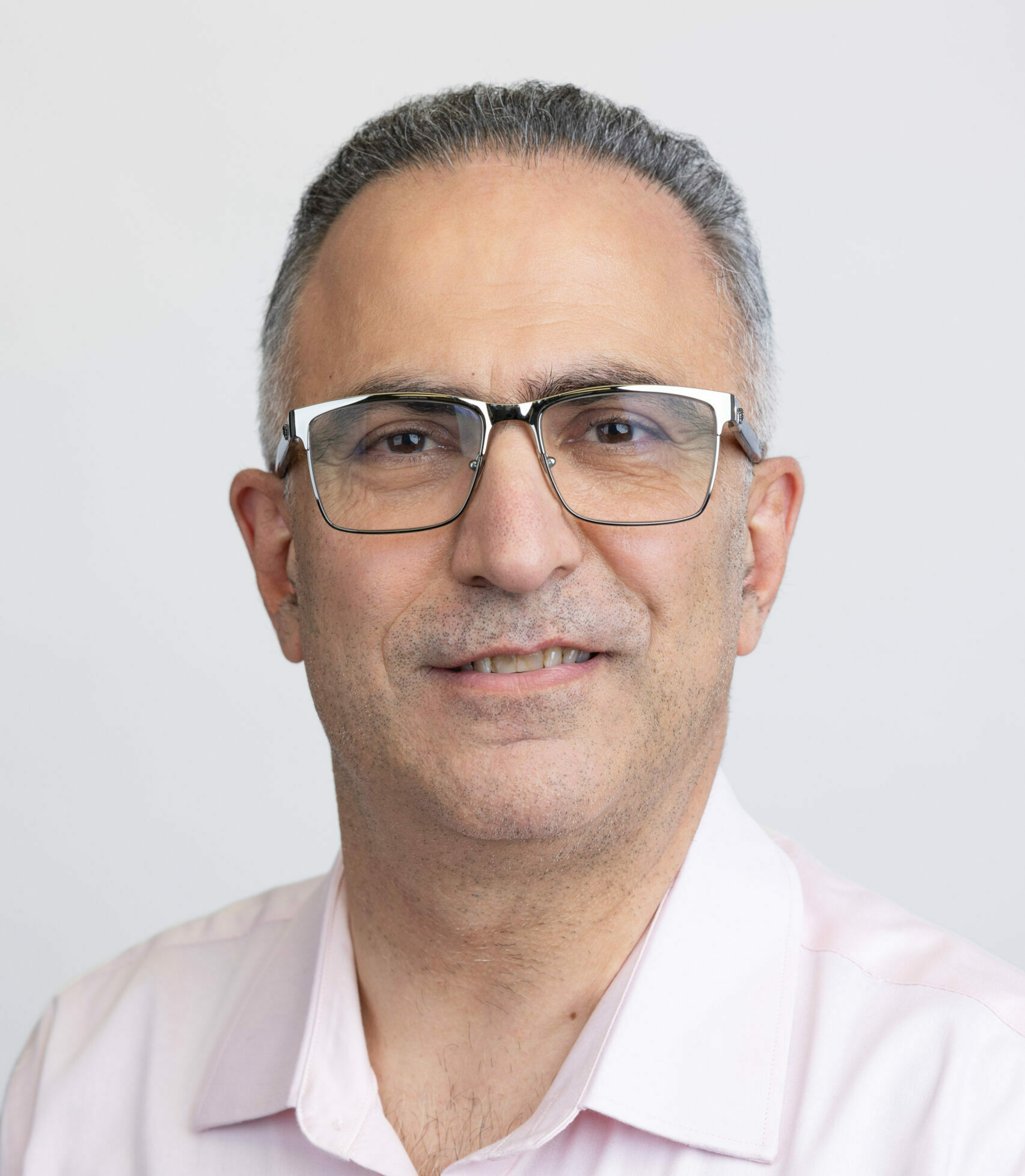 Dr. Hussein Ataie Fashtami Fowler Kennedy Sport Medicine